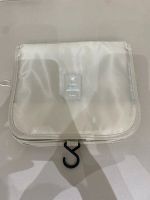 Aa7d711b4fe6e44d7abd2fd9183626a56O.jpg